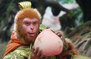 西游记第五回内容概括:乱蟠桃大圣偷丹 反天宫