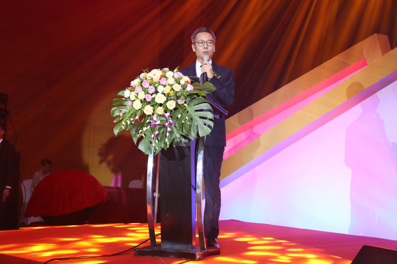 巅峰筑梦 弄潮石门--新源蜂巢购物中心招商大会