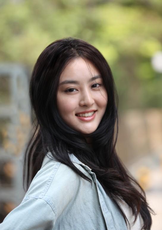 江西的八位美女明星, 你知道几位? 第五位虽丑犹美最幸福