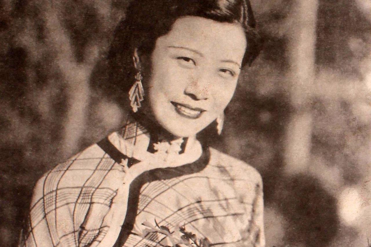 阮玲玉,17岁走红,25岁自杀,葬礼轰动中外,老照片一睹她芳容