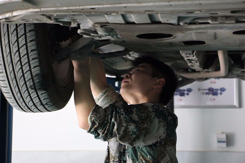 重庆市统景职业中学做实校企合作 转化汽修专