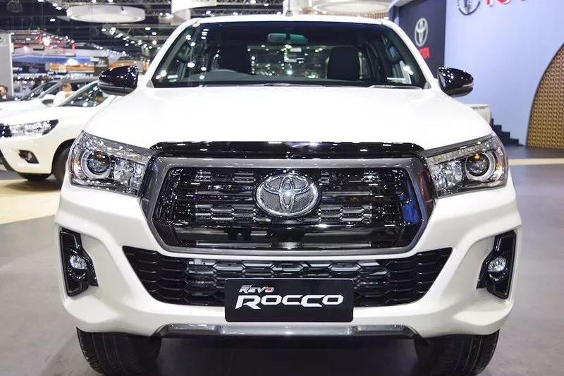 丰田神车“HILUX”来袭，自主皮卡的好日子到头了？