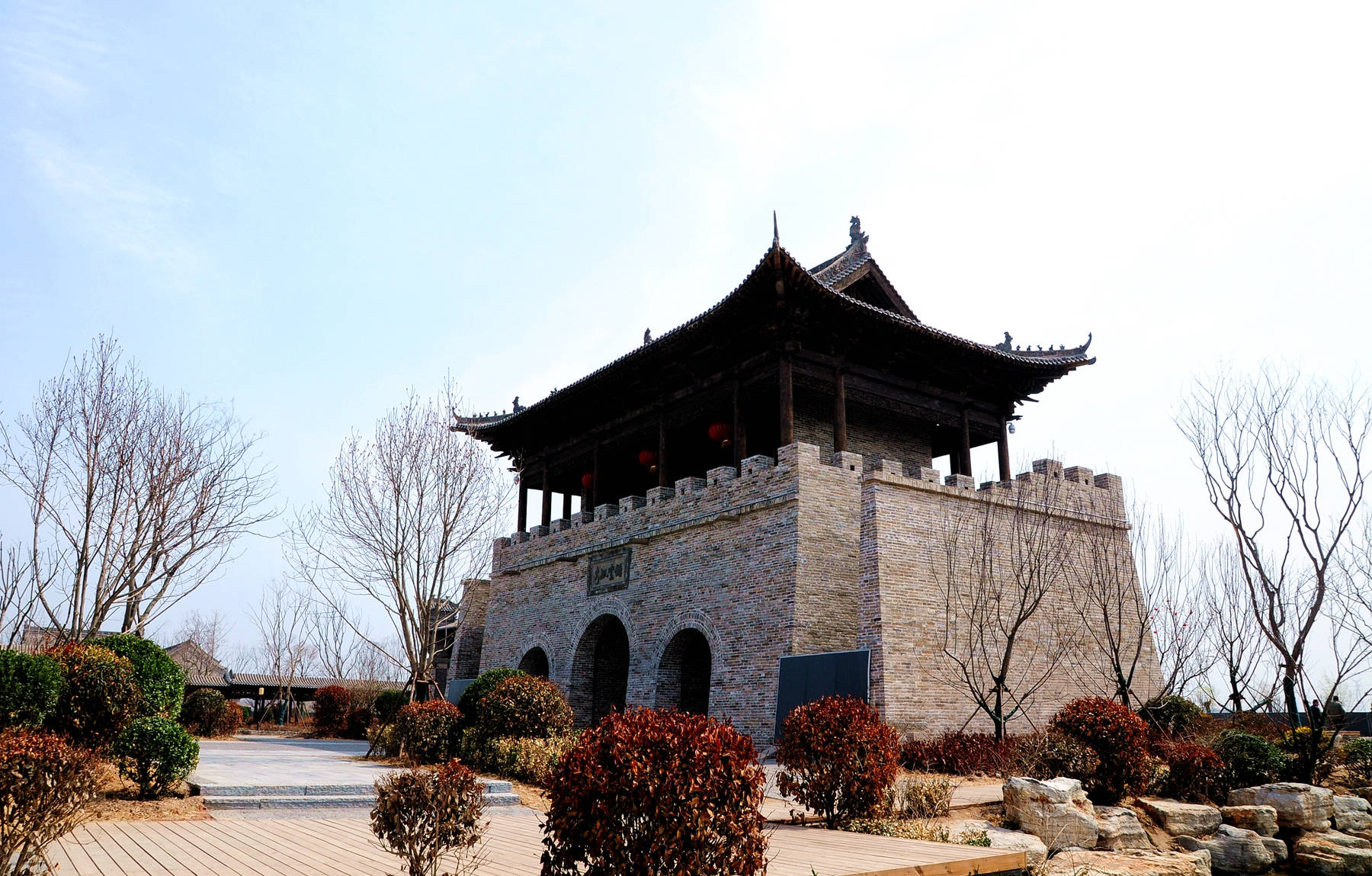 濮阳大学里怎么找卖的