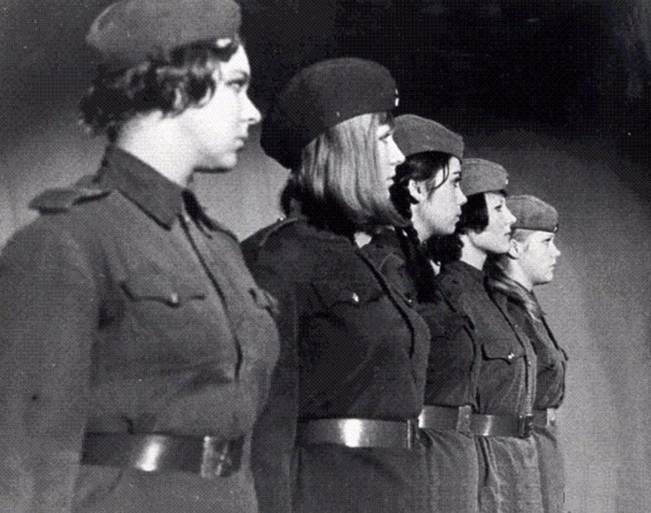 “喀秋莎”究竟多厉害?炮下无活口 10秒拆大楼!