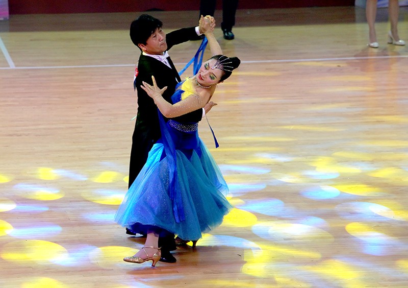 凤阳老体协体育舞蹈健儿又获重大赛事新佳绩