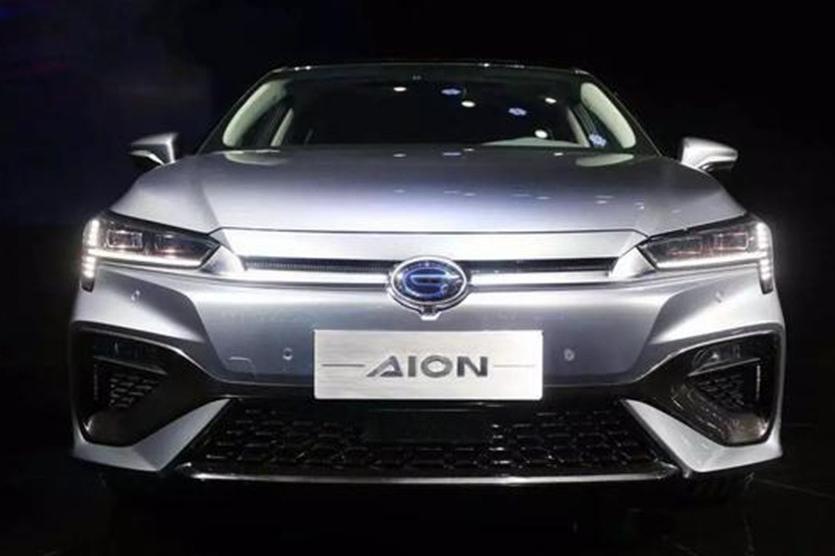 十分期待的国产纯电动，续航超600KM，自带太阳能，还看啥特斯拉