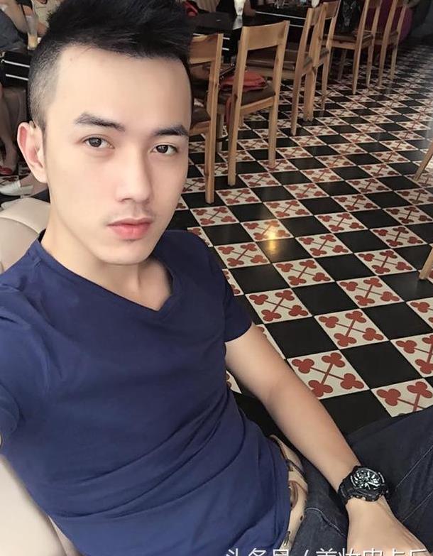 屈臣氏非常火的一款男士素颜霜,一抹就变帅,