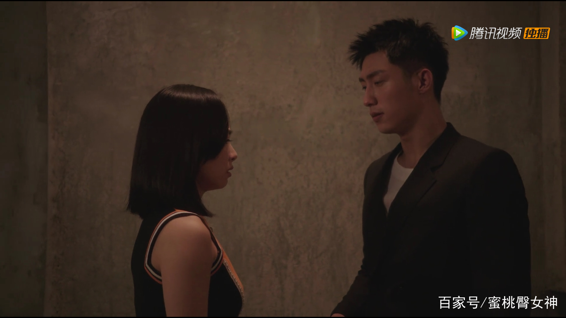 结爱热播黄景瑜宋茜零互动，戏里甜戏外尬，网友:我们也很绝望