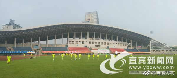 激情似火 2018少儿暑假免费足球培训班开课