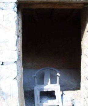 抖音女孩直播夜闯第一鬼村封门村,探险后离奇