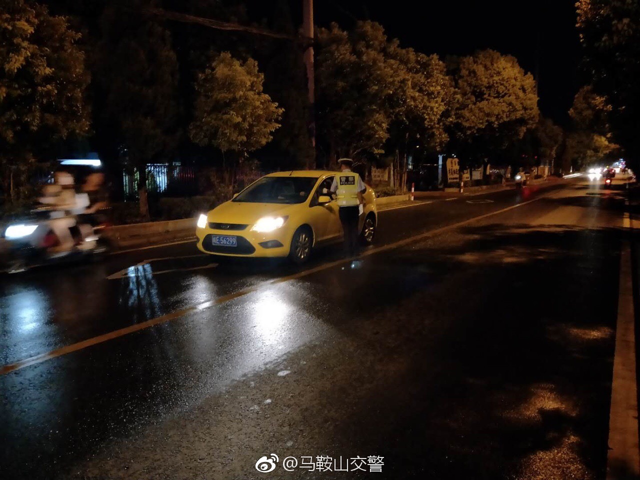 为严厉打击酒驾、毒驾违法行为,坚决遏制涉酒