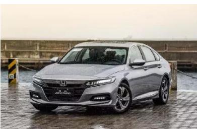 新雅阁成最漂亮B级车，档次不输宝马奥迪，16万起