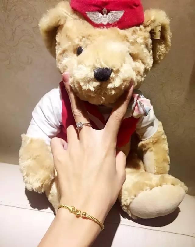 你的三金、钻戒买亏了吗? 看了她们的晒单再说