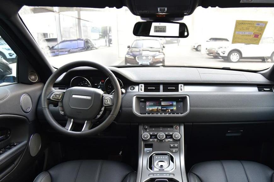 这车当年卖60万还加价，如今低下了高傲的头颅，入门车型不足30万