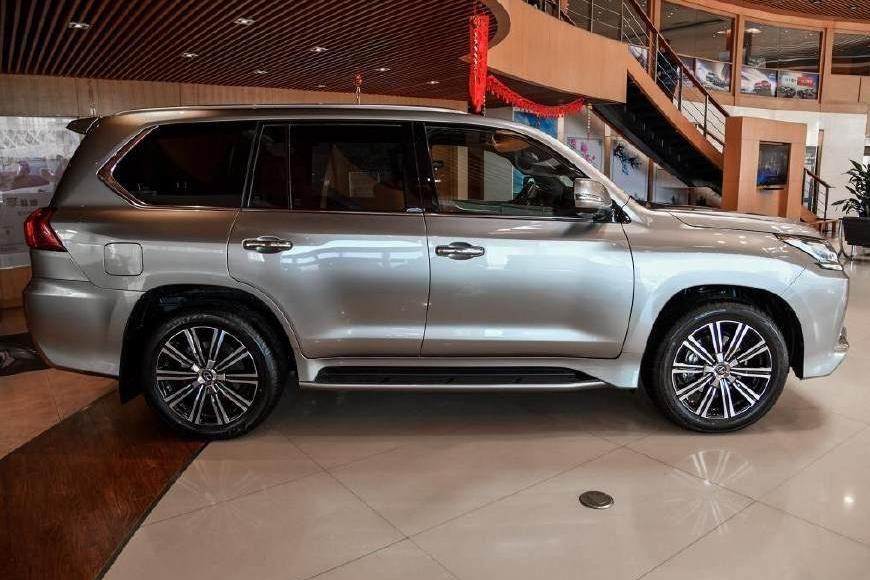 当年卖140万还要加价，越野性能完虐揽胜，每个人的梦想座驾