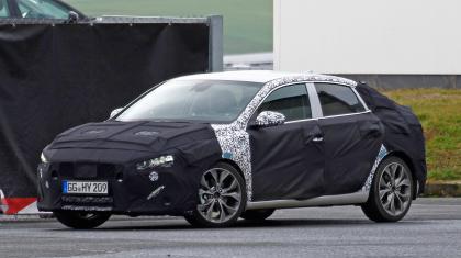 现代i30 Fastback谍照 有望9月亮相