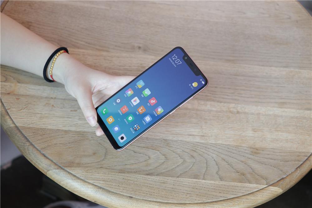 全球最便宜骁龙845手机诞生!小米8果然又秒售