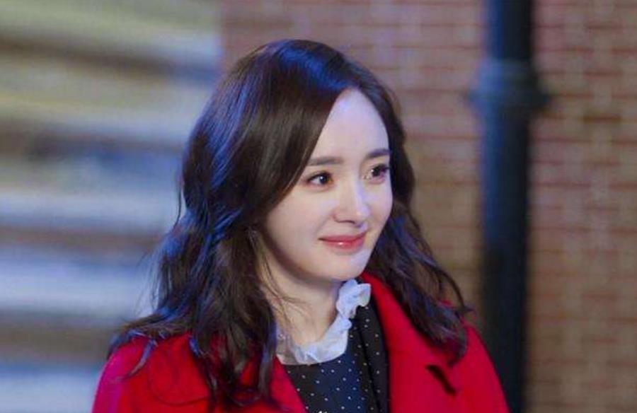 小糯米曾被P遗照,杨幂看后痛哭,这个细节看出