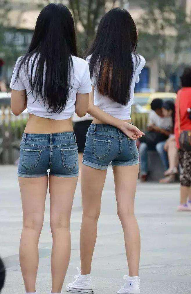 美女喝醉了,男人捡尸占足便宜干动态B被美女图片