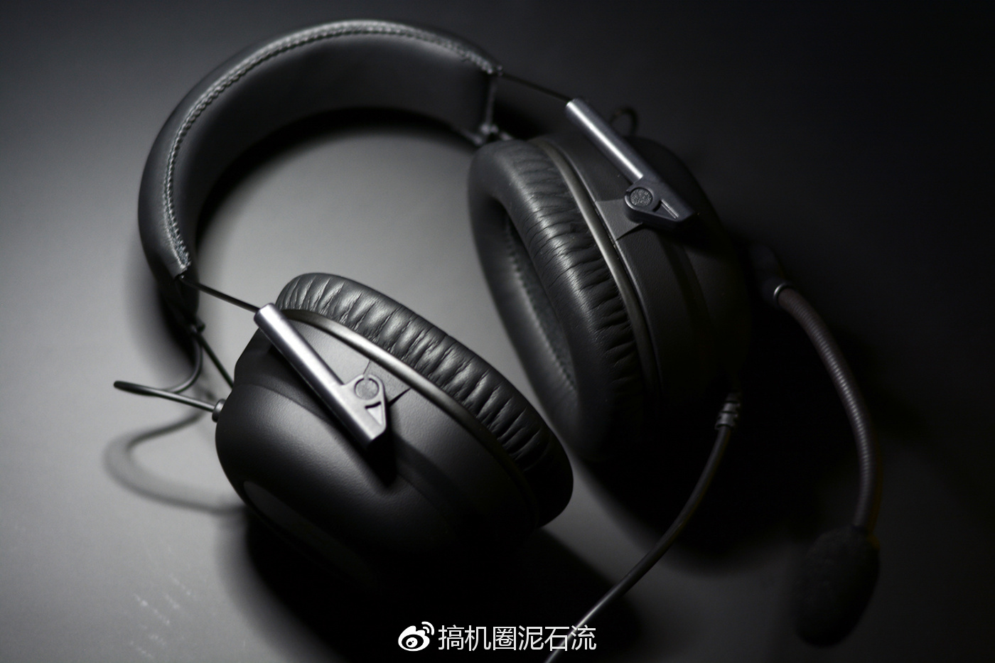 想要吃鸡逼真临场体验?全靠硕美科G936耳机