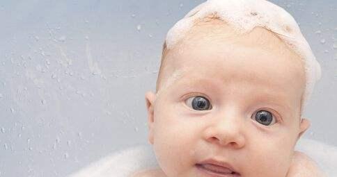 2岁宝宝的前脑门不闭合是因为添上这种病,真是