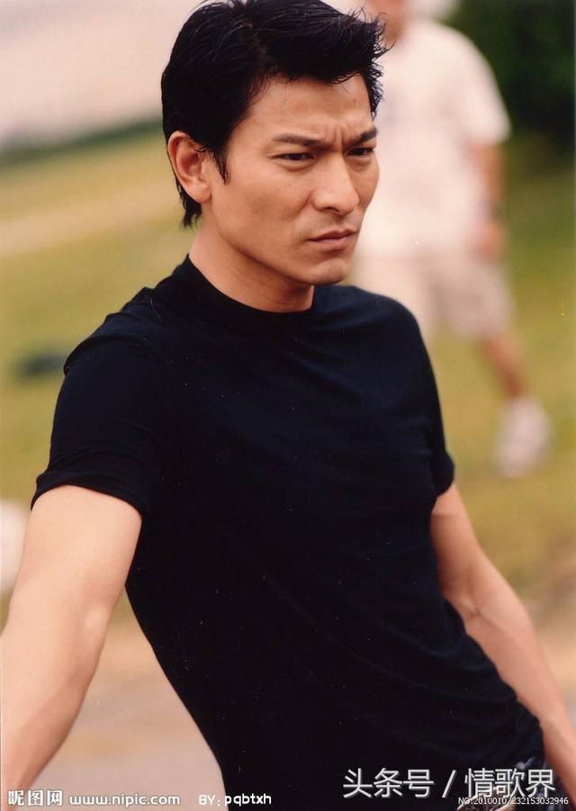 听说这些情歌歌词唱哭了无数人,郑源、周杰伦