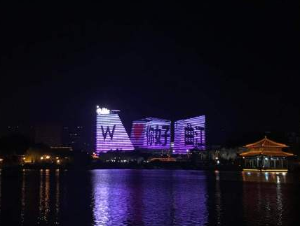 电子竞技的野心!WE入驻西安,RNG落地北京,还