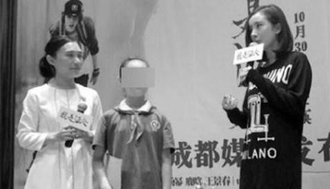 杨幂豪车不少，还送老公刘恺威兰博基尼，有钱何必闹“诈捐”？