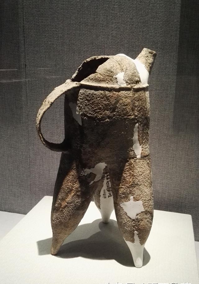 三星堆,金沙遗址出土文物亮相山东博物馆,神秘故事引