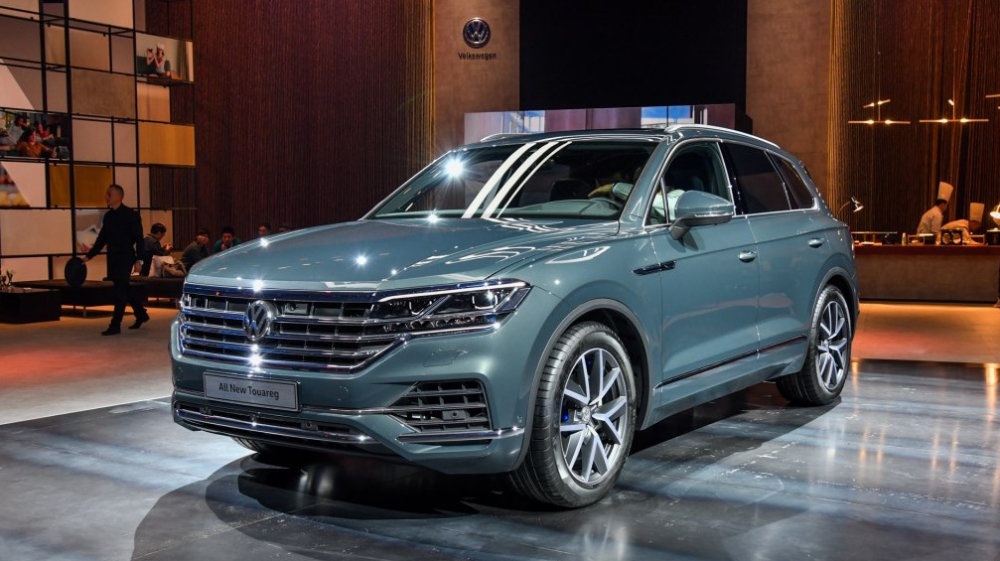 这次大众途锐要火了, 中控台15寸大屏秒杀特斯拉, 电子档杆不输X5