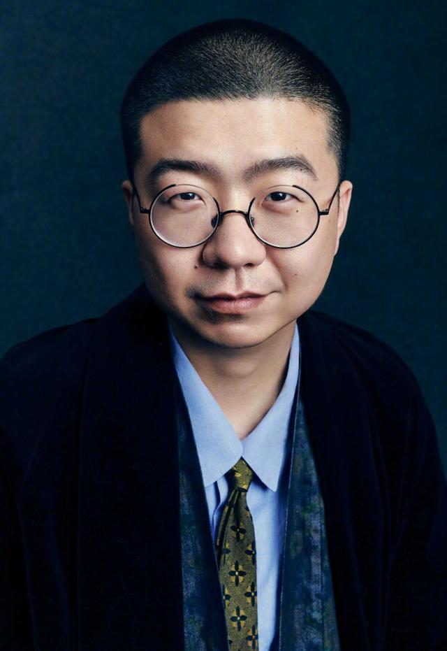 《恕我直言》官宣,江疏影跨界主持,搭档蔡康永