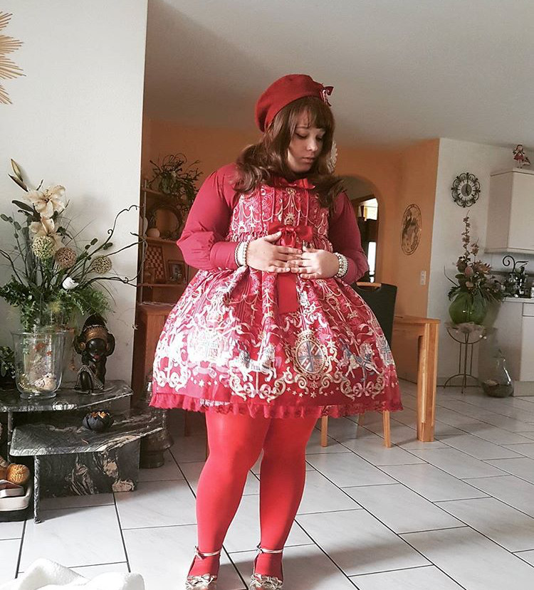 这位体重150斤胖lo娘,把洛丽塔洋装穿得美极了