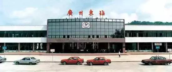 一辆出租车,承载的是一个城市的脸面,见证的是时代的变迁