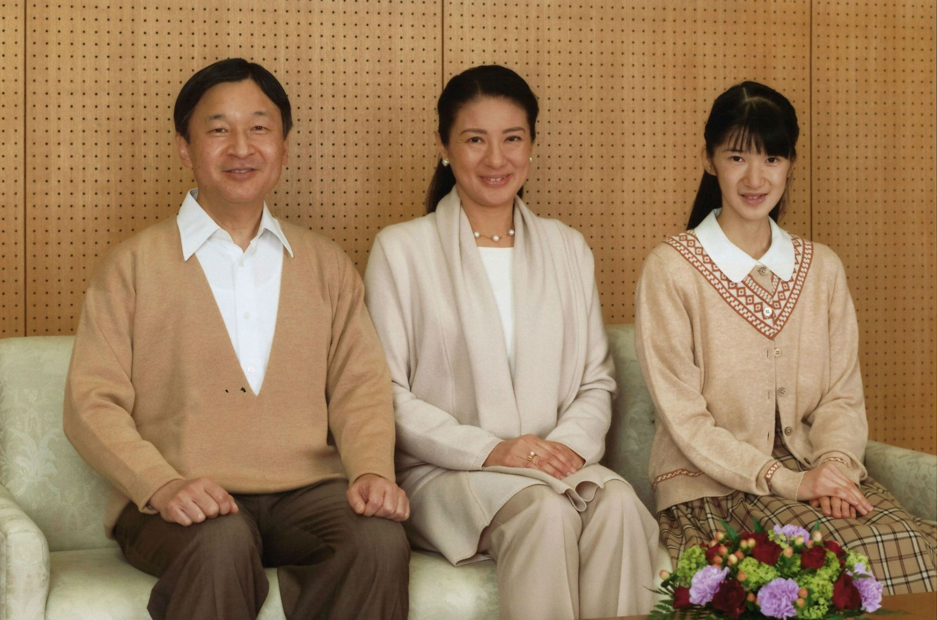 独家揭秘:现在日本年轻人是怎么看待日本天皇