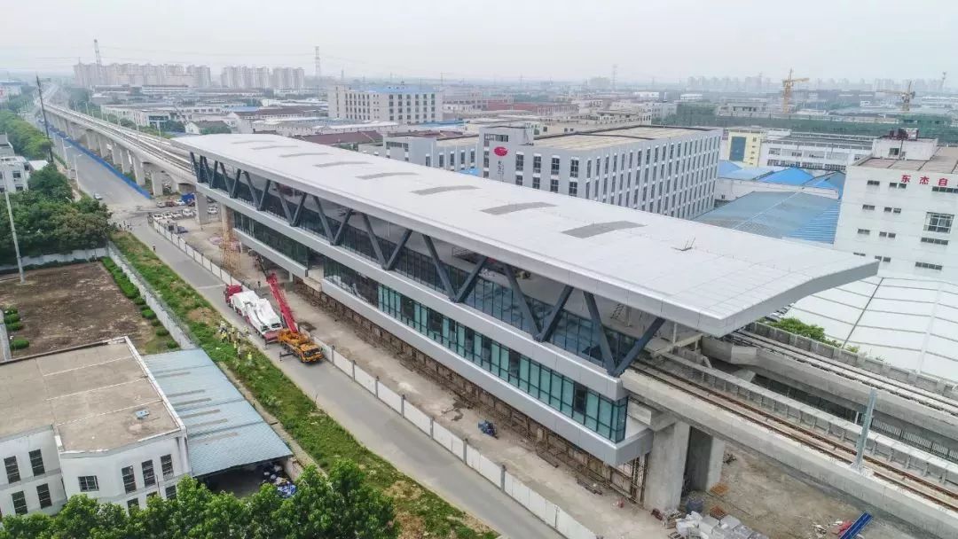 常州地铁工程最新进展!常州地铁1号线首台扶梯完成安装