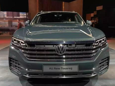 大众开大招了，全新途锐外观硬朗，内饰科技，还带15寸超大屏！