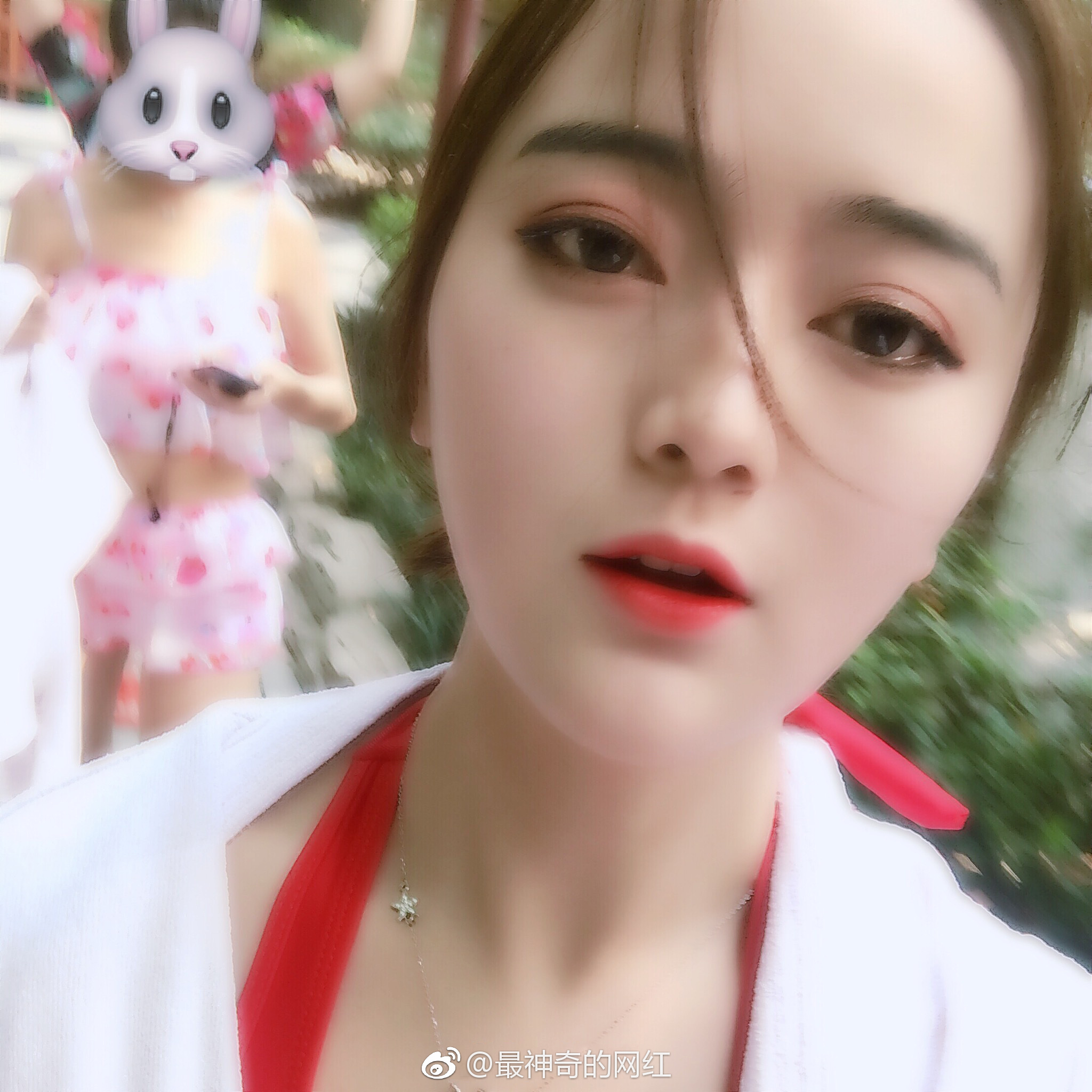 贵州商学院 旅游管理学院校花,97年,身高167c