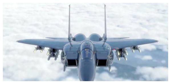 另类中标,波音推出升级版F-15X战机,曲线击败