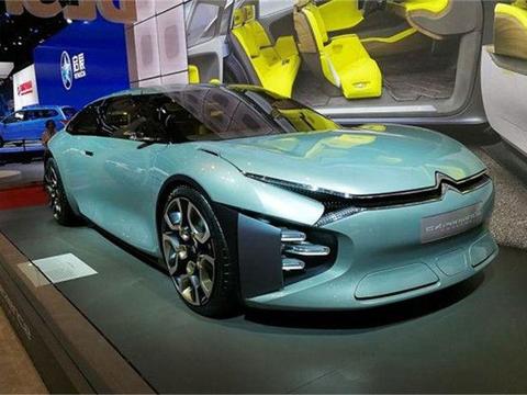 从概念车入手，“接地气”和“浮夸 ”，你喜欢哪个？