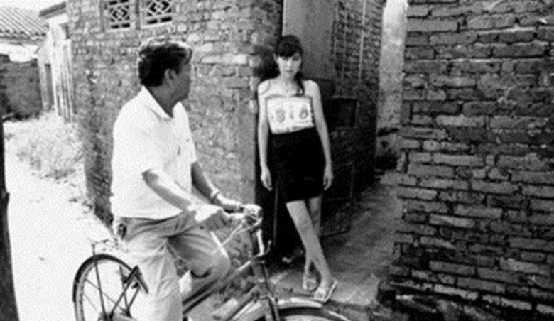 90年代中国老照片,图1勾起童年回忆,最后一张现在已经