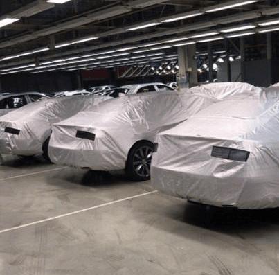 公司停车库现身19款大众CC, 不愧是颜值担当，砸锅卖铁也要买