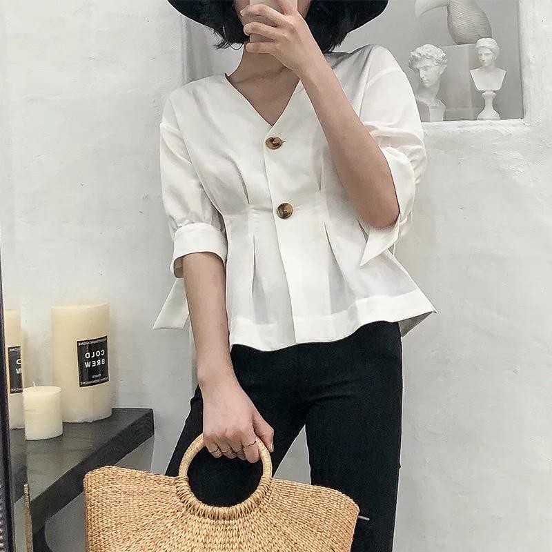 肚子上肉多减不下来?4个穿衣细节让你从视觉