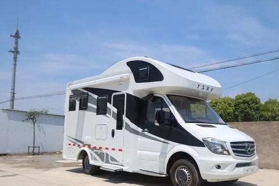 雅升进口奔驰C型房车
