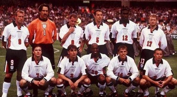 历届世界杯英格兰队合照