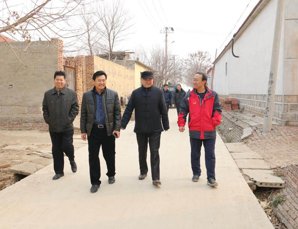 农村4种有钱人将被调查,部分人或坐牢,农民: