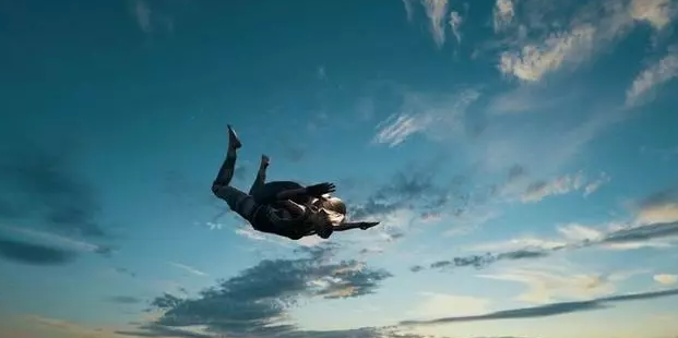 吃鸡游戏小技巧的:从跳伞到决赛圈,助你轻松吃