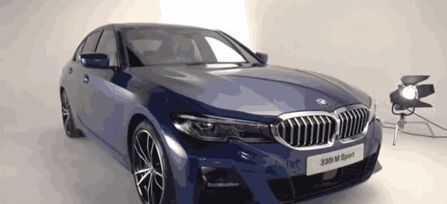 新一代宝马3系即将上市,尺寸大增,售价28万起