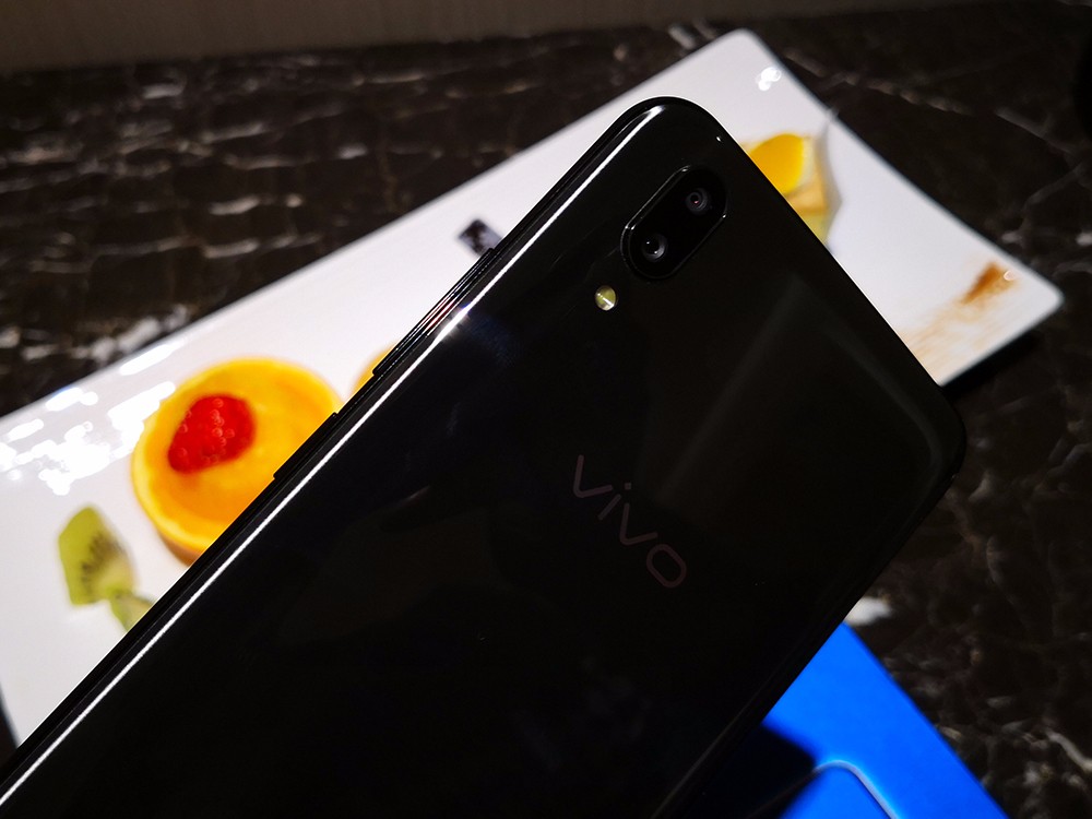 vivox21背面图,vivox21图片大全图x21 vivox21屏幕指纹版开箱图赏新一代全面屏未来手机已经到来