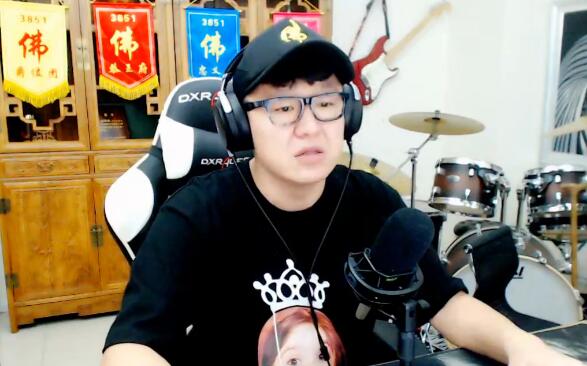 YY大主播都在同一时间开播 舞帝当红主播大佛感言压力巨大