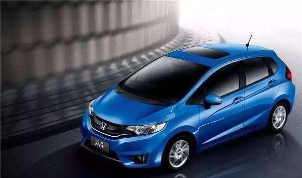 想要油耗低？这三款车任你选，一款比一款低